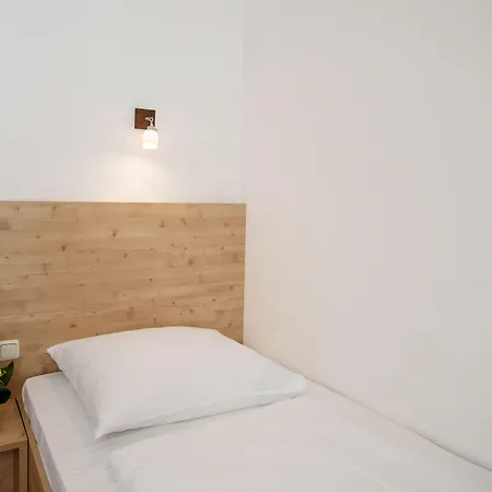 Steichele & Weinrestaurant Hotel Norimberk