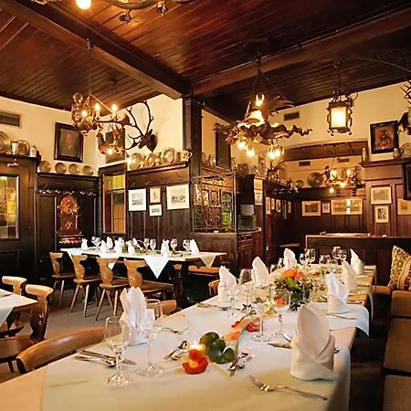 Steichele & Weinrestaurant Szálloda Nürnberg