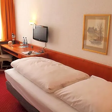 Hotel Steichele & Weinrestaurant 3*
