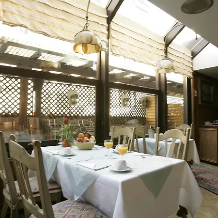 Steichele & Weinrestaurant Hotel 3*