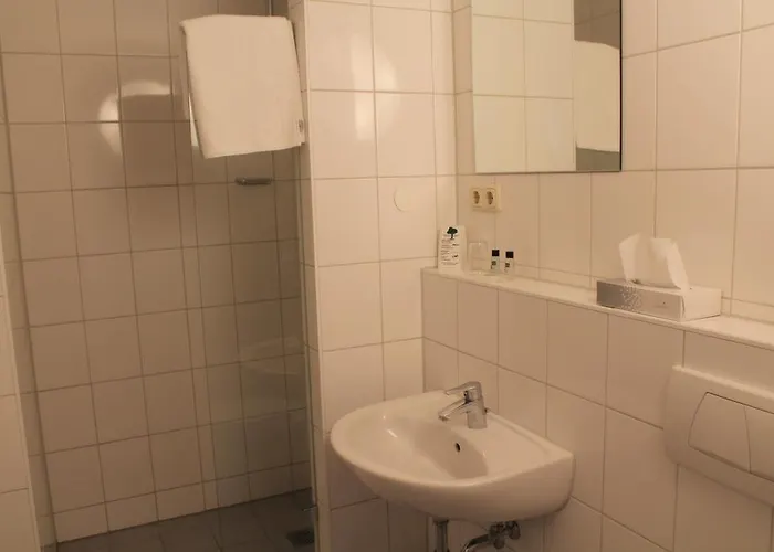 Steichele & Weinrestaurant Szálloda Nürnberg